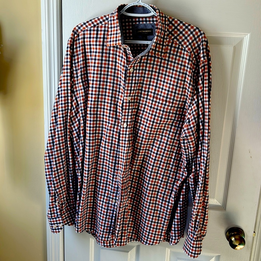 Johnston and Murphy XL Button Down